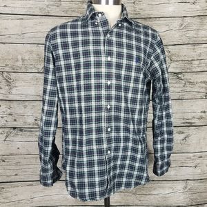 ralph lauren Button Down Long Sleeve Shirt Size Medium.Pit to pit approx:  22